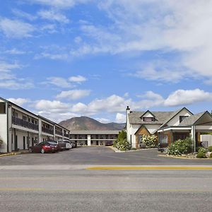 Travelodge By Wyndham Wenatchee